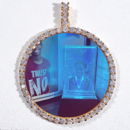 LARGE 3D CIRCLE CUSTOM PICTURE PENDANT