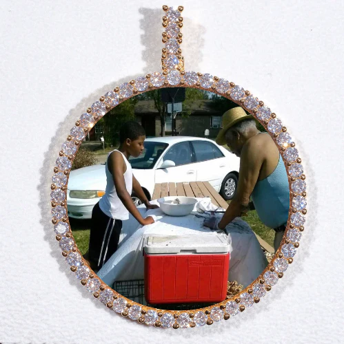 LARGE 3D CIRCLE CUSTOM PICTURE PENDANT