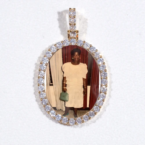 3D Oval Custom Picture Pendant