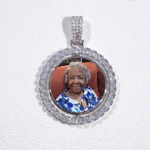 3D Spinning 2-Faced Custom Picture Pendant