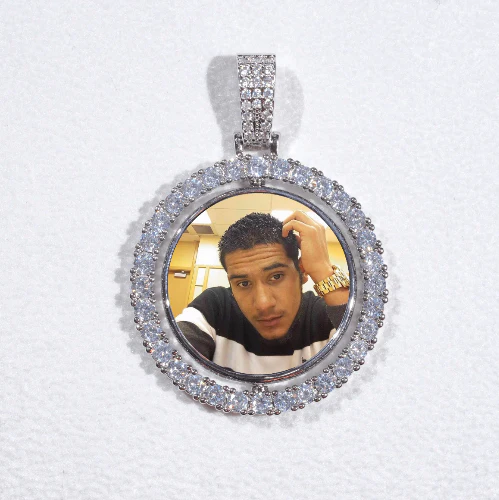 3D Spinning 2-Faced Custom Picture Pendant