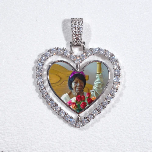 3D Spinning 2-Faced Heart Custom Picture Pendant