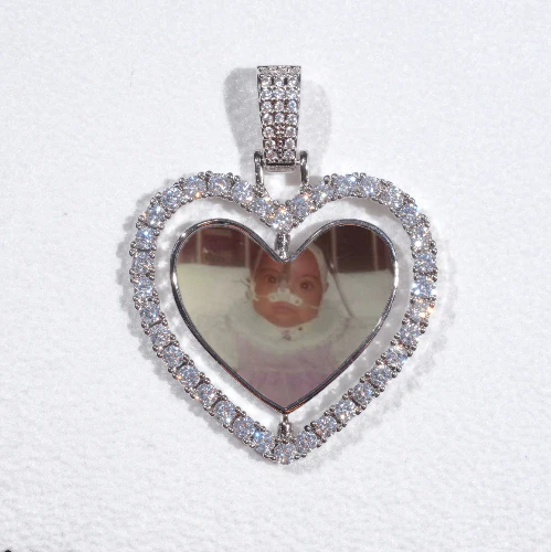 3D Spinning 2-Faced Heart Custom Picture Pendant