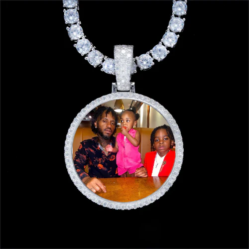 925S & VVS Moissanite 3D Circle Custom Picture Pendant