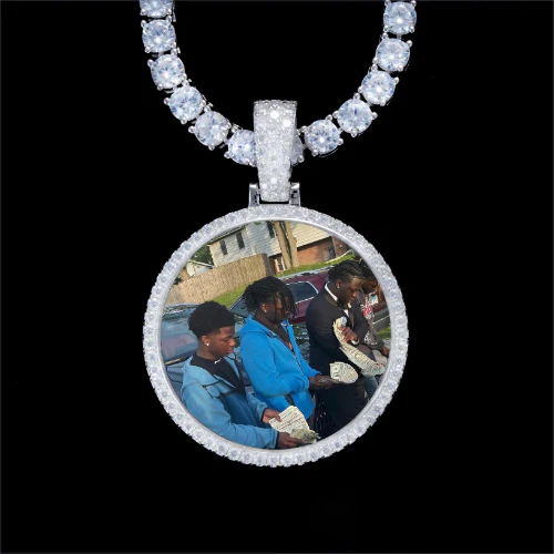 925S & VVS Moissanite 3D Circle Custom Picture Pendant