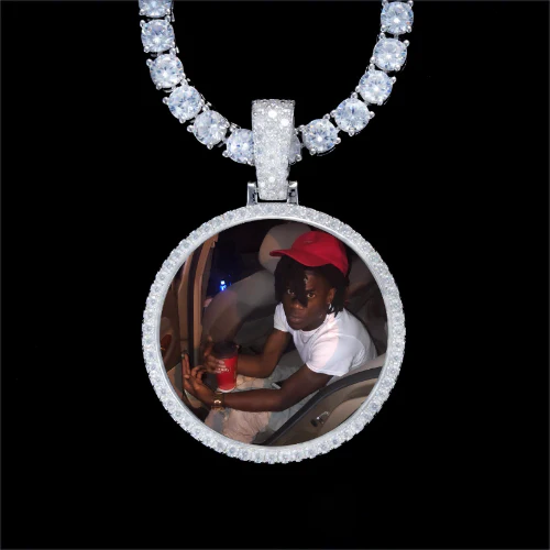 925S & VVS Moissanite 3D Circle Custom Picture Pendant
