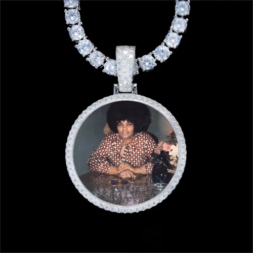 925S & VVS Moissanite 3D Circle Custom Picture Pendant