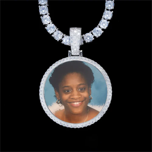 925S & VVS Moissanite 3D Circle Custom Picture Pendant