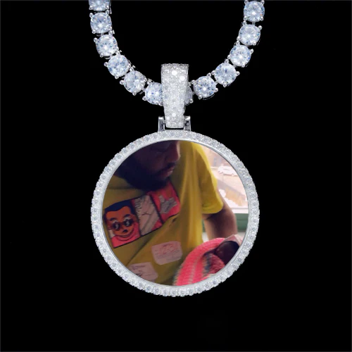 925S & VVS Moissanite 3D Circle Custom Picture Pendant