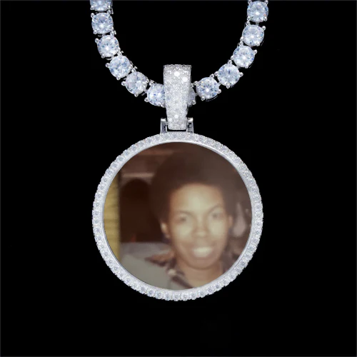 925S & VVS Moissanite 3D Circle Custom Picture Pendant