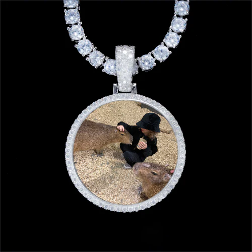 925S & VVS Moissanite 3D Circle Custom Picture Pendant