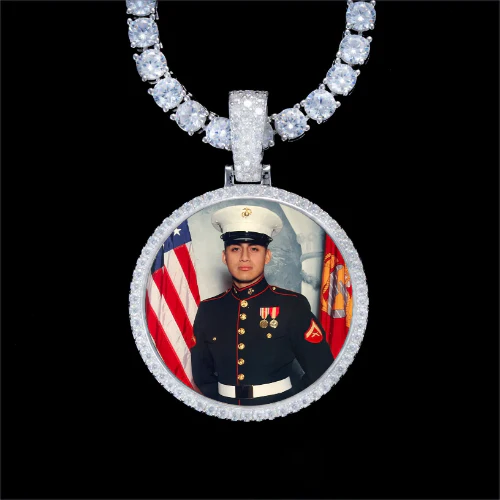 925S & VVS Moissanite 3D Circle Custom Picture Pendant