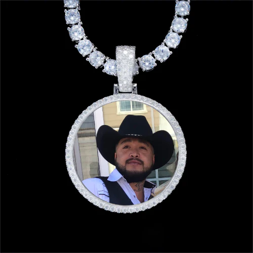 925S & VVS Moissanite 3D Circle Custom Picture Pendant