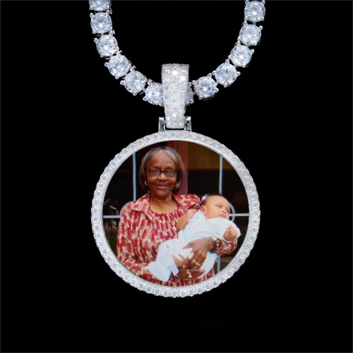 925S & VVS Moissanite 3D Circle Custom Picture Pendant