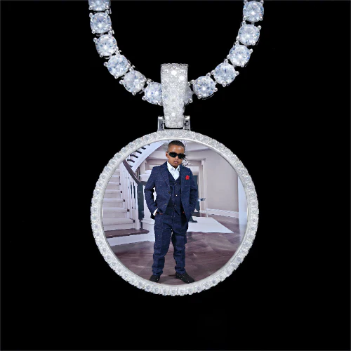 925S & VVS Moissanite 3D Circle Custom Picture Pendant
