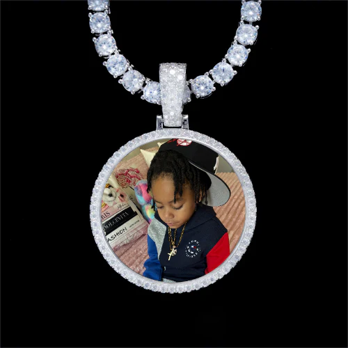 925S & VVS Moissanite 3D Circle Custom Picture Pendant