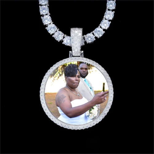 925S & VVS Moissanite 3D Circle Custom Picture Pendant