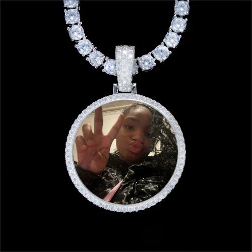 925S & VVS Moissanite 3D Circle Custom Picture Pendant