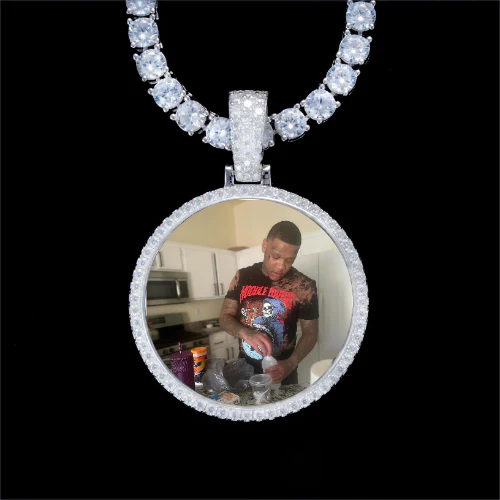 925S & VVS Moissanite 3D Circle Custom Picture Pendant