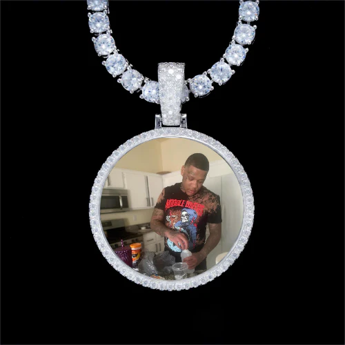 925S & VVS Moissanite 3D Circle Custom Picture Pendant