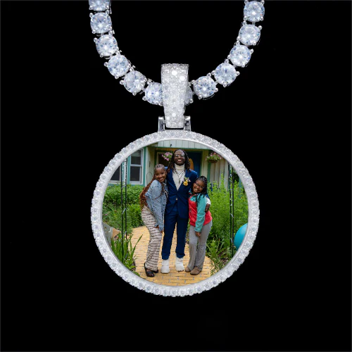 925S & VVS Moissanite 3D Circle Custom Picture Pendant